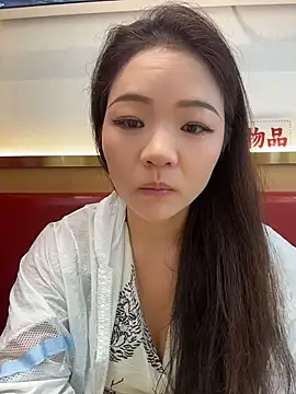 Snapshot of xiaochengzi505 chatting on 07-16-26, 01:44 xiaochengzi505 online show from 07-16-26, 01:44