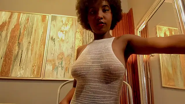 Kiara Curls online show from 05-18-26, 11:49