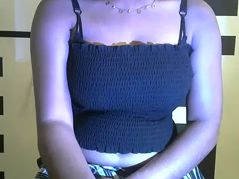 Snapshot of sexy_kia_4_u chatting on 06-19-26, 09:35 sexy kia 4 u online show from 06-19-26, 09:35