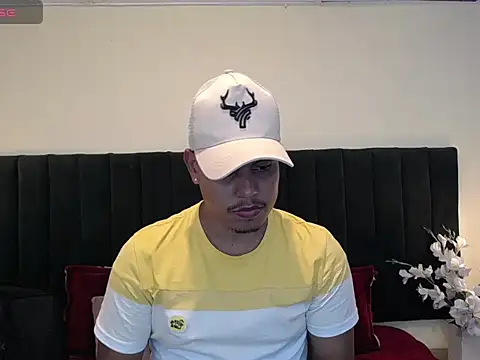 noah oliver1 online show from 05-04-26, 07:10