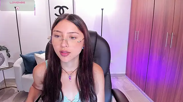 Nikky sweett  online show from 05-03-26, 08:48