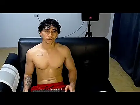 Snapshot of mateo_jack chatting on 05-14-26, 03:02 mateo jack online show from 05-14-26, 03:02