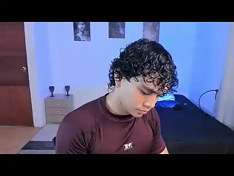 Snapshot of mateo_jack chatting on 06-11-26, 02:04 mateo jack online show from 06-11-26, 02:04