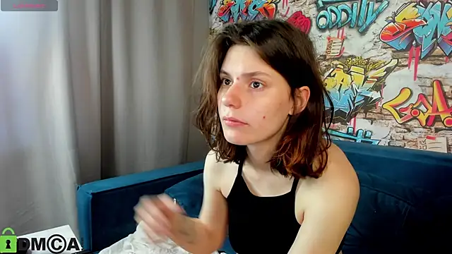 Kira Be11 online show from 06-16-26, 01:08