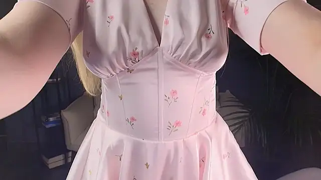 MilkChoc0late online show from 06-26-26, 02:38