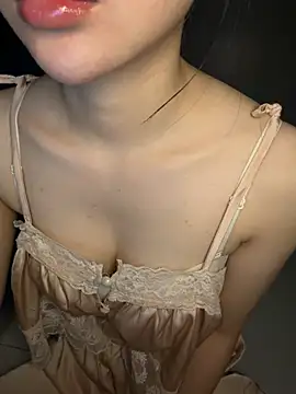 Snapshot of ZaraOne chatting on 07-12-26, 12:51 ZaraOne online show from 07-12-26, 12:51