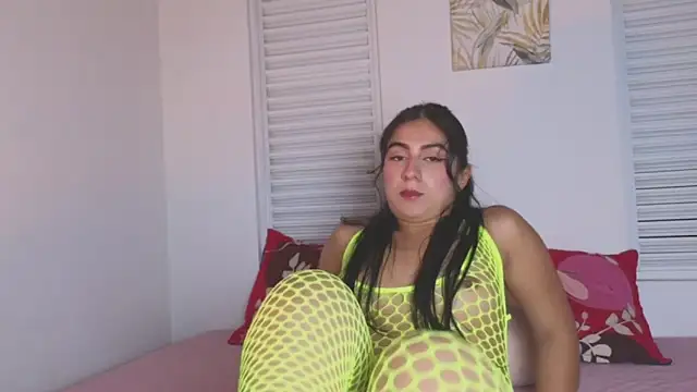 Snapshot of VictoriaaLopez chatting on 05-15-26, 03:57 VictoriaaLopez online show from 05-15-26, 03:57