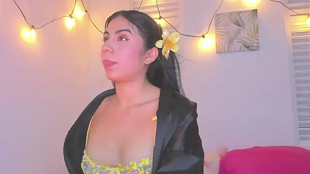 Snapshot of VictoriaaLopez chatting on 07-10-26, 07:05 VictoriaaLopez online show from 07-10-26, 07:05