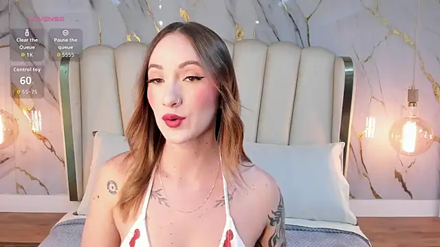 Snapshot of Hannah_Lane chatting on 07-11-26, 12:30 Hannah Lane online show from 07-11-26, 12:30