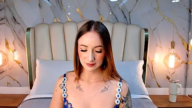 Snapshot of Hannah_Lane chatting on 07-26-26, 12:45 Hannah Lane online show from 07-26-26, 12:45