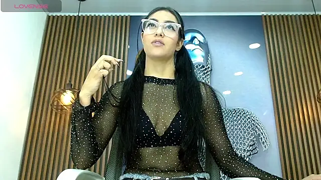 RoxxySweet01 online show from 05-04-26, 01:18