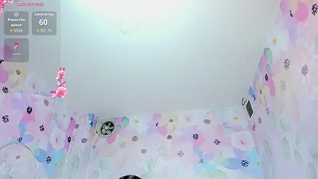 Snapshot of Miabloom19_ chatting on 07-23-26, 11:13 Miabloom19 online show from 07-23-26, 11:13