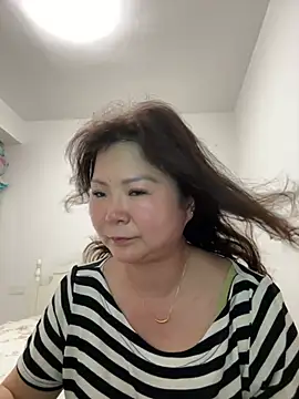 Snapshot of linda51863 chatting on 05-23-26, 01:15 linda51863 online show from 05-23-26, 01:15