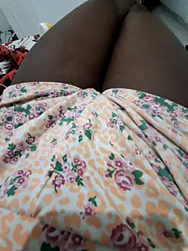 Snapshot of Roxaneex chatting on 06-03-26, 12:24 Roxaneex online show from 06-03-26, 12:24