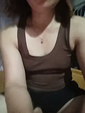 Snapshot of Hazel_Nova chatting on 06-14-26, 01:24 Hazel Nova online show from 06-14-26, 01:24