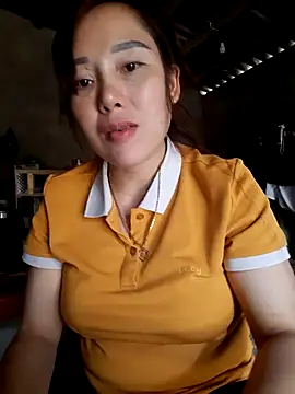 linhkun1 online show from 05-05-26, 07:27