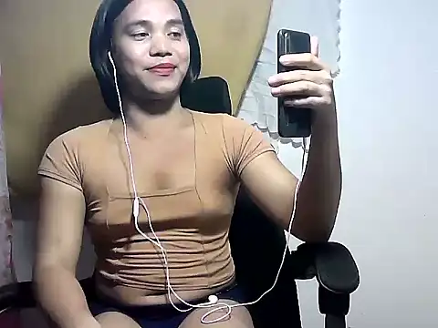 Snapshot of bj_l0ve chatting on 08-06-26, 01:46 bj l0ve online show from 08-06-26, 01:46