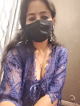 Snapshot of Kanika_76 chatting on 07-24-26, 06:39 Kanika 76 online show from 07-24-26, 06:39