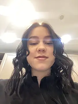 Mimi Shine online show from 05-11-26, 04:37