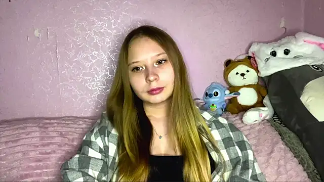 MertieVandusen online show from 05-03-26, 04:35