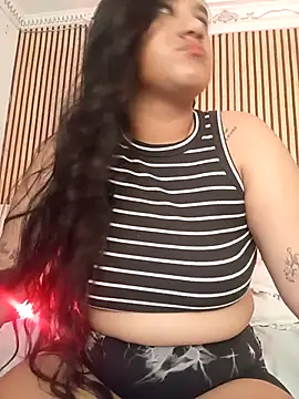 NATY BUSTOS online show from 05-10-26, 07:41