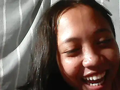 Yours AsianPinayGirl18 online show from 06-17-26, 11:34