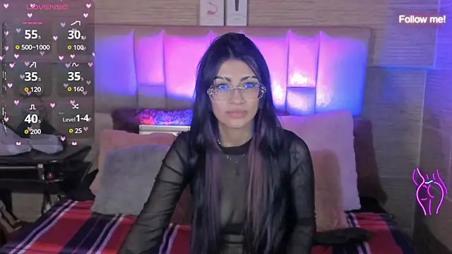 Snapshot of mia_smoke_ chatting on 06-30-26, 04:02 mia smoke online show from 06-30-26, 04:02