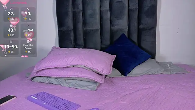 little bonniie online show from 08-06-26, 08:11