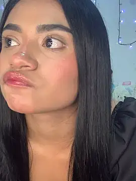 angiee boo1 online show from 05-06-26, 10:59