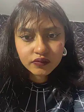 Snapshot of Noa_lau chatting on 06-20-26, 03:20 Noa lau online show from 06-20-26, 03:20