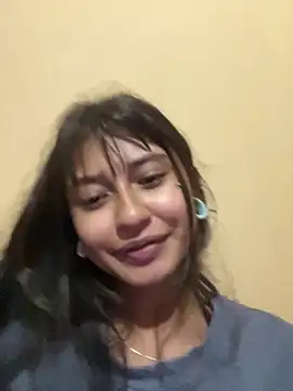 Snapshot of Noa_lau chatting on 06-23-26, 05:27 Noa lau online show from 06-23-26, 05:27