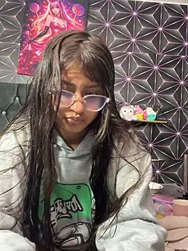Snapshot of Noa_lau chatting on 07-19-26, 10:08 Noa lau online show from 07-19-26, 10:08