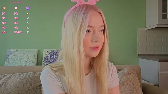 Chanelbayerr online show from 05-14-26, 03:24