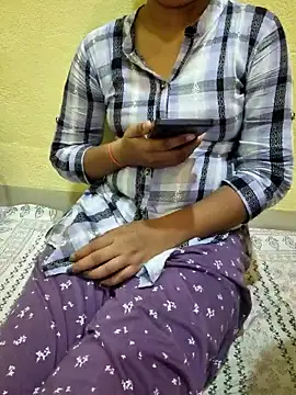 Snapshot of Seema_yadav01 chatting on 05-26-26, 05:14 Seema yadav01 online show from 05-26-26, 05:14