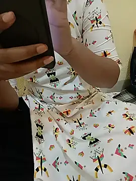 Snapshot of Seema_yadav01 chatting on 07-05-26, 05:14 Seema yadav01 online show from 07-05-26, 05:14