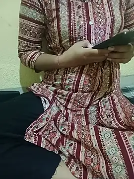 Snapshot of Seema_yadav01 chatting on 07-21-26, 05:21 Seema yadav01 online show from 07-21-26, 05:21