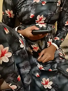 Snapshot of Seema_yadav01 chatting on 07-22-26, 10:40 Seema yadav01 online show from 07-22-26, 10:40
