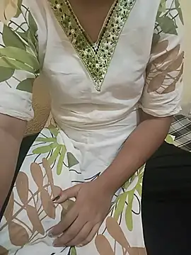 Snapshot of Seema_yadav01 chatting on 07-26-26, 05:15 Seema yadav01 online show from 07-26-26, 05:15