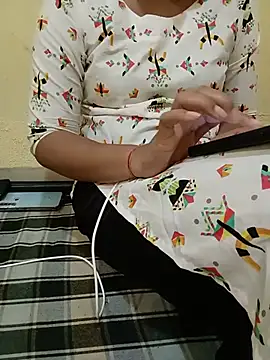 Snapshot of Seema_yadav01 chatting on 07-31-26, 05:18 Seema yadav01 online show from 07-31-26, 05:18