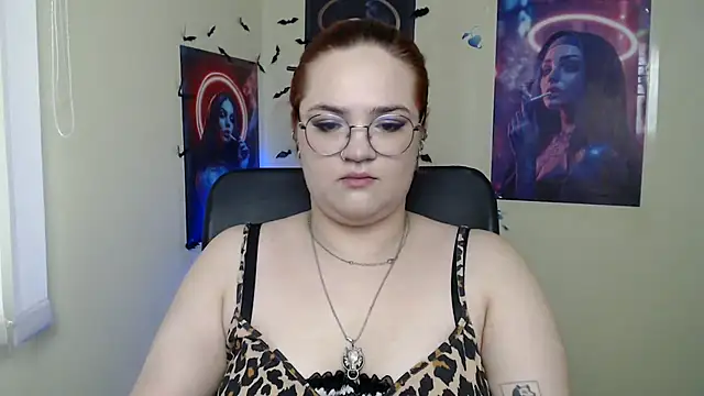 Snapshot of RinaRiii chatting on 07-15-26, 05:45 RinaRiii online show from 07-15-26, 05:45