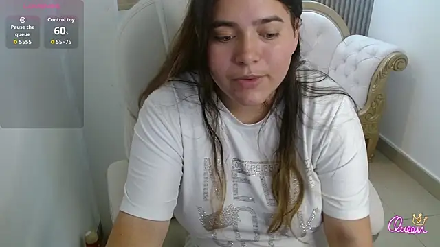 Laurha  online show from 05-21-26, 07:43