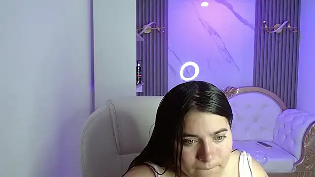 Laurha  online show from 06-01-26, 07:48