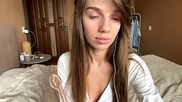 TrishIsaac online show from 05-21-26, 05:58