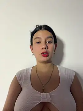 Miasecret18 online show from 06-23-26, 05:16