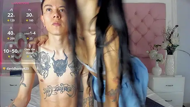 SarahDoll   online show from 05-11-26, 02:45