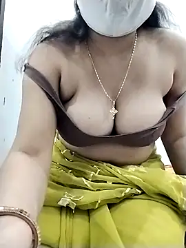Snapshot of sexyy_nidhii chatting on 05-12-26, 03:20 sexyy nidhii online show from 05-12-26, 03:20