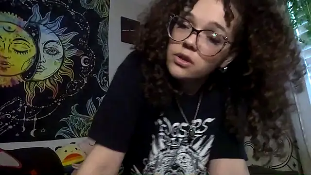 CassieBankss online show from 05-05-26, 04:37
