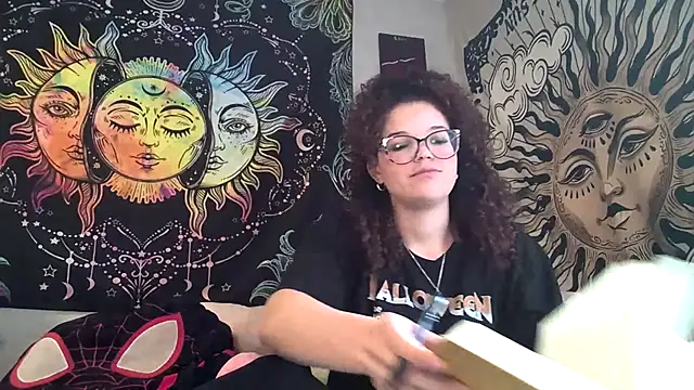 CassieBankss online show from 05-06-26, 08:36