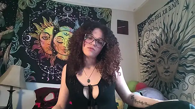 CassieBankss online show from 05-10-26, 01:44