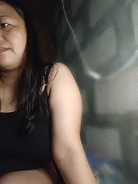Snapshot of belove_hot43 chatting on 06-27-26, 03:33 belove hot43 online show from 06-27-26, 03:33